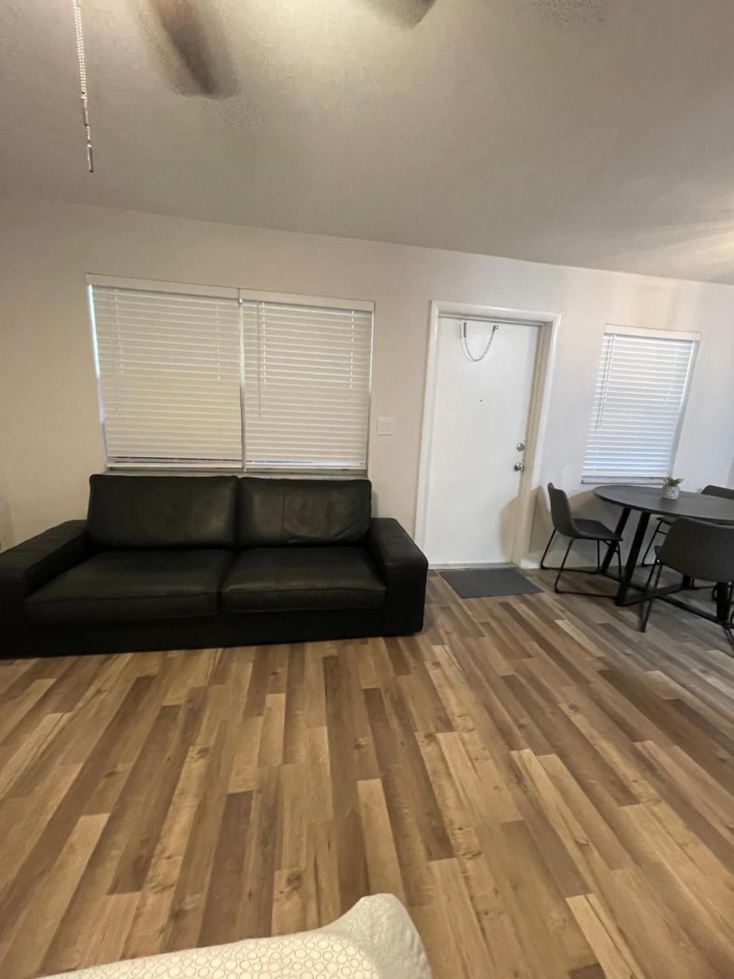 City First Story Apartments & Cottage フォート・ローダーデール エクステリア 写真