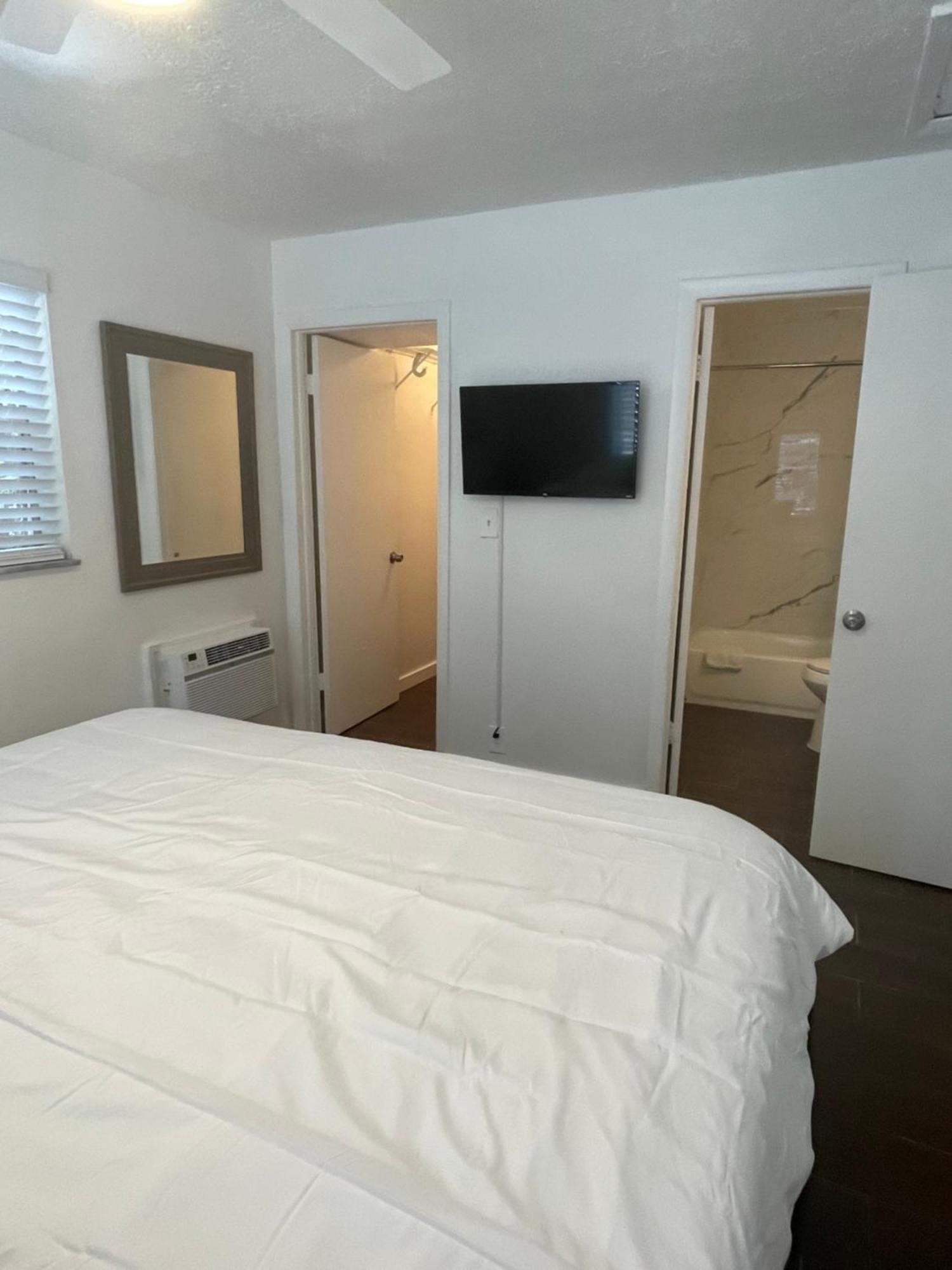 City First Story Apartments & Cottage フォート・ローダーデール エクステリア 写真