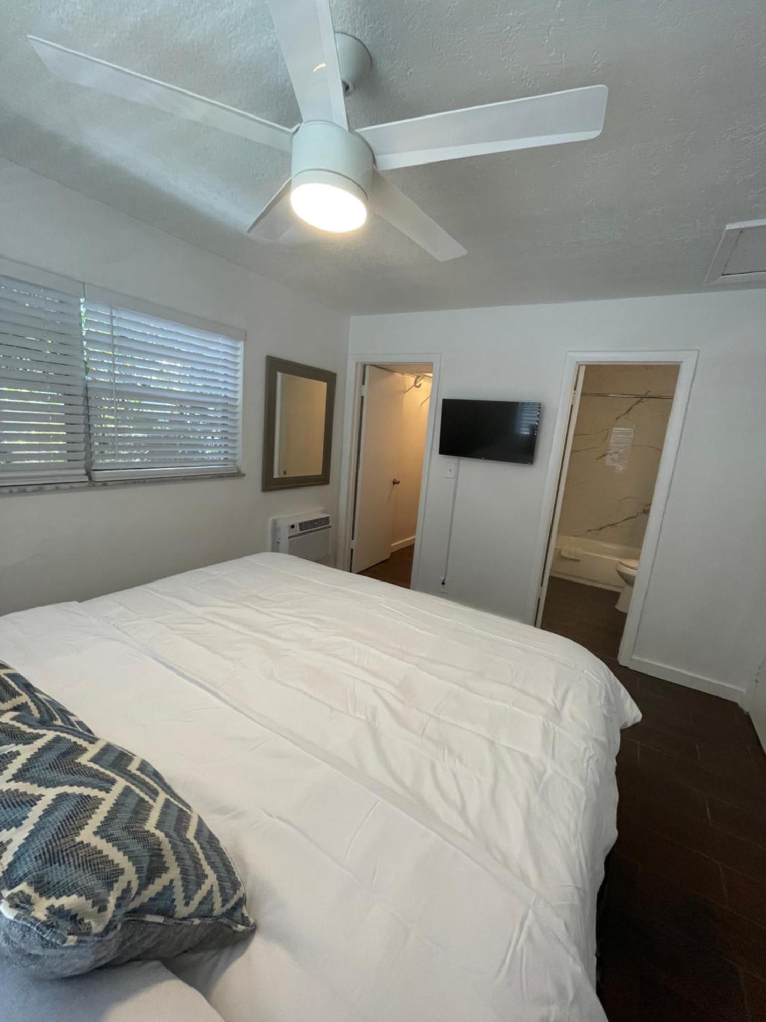 City First Story Apartments & Cottage フォート・ローダーデール エクステリア 写真