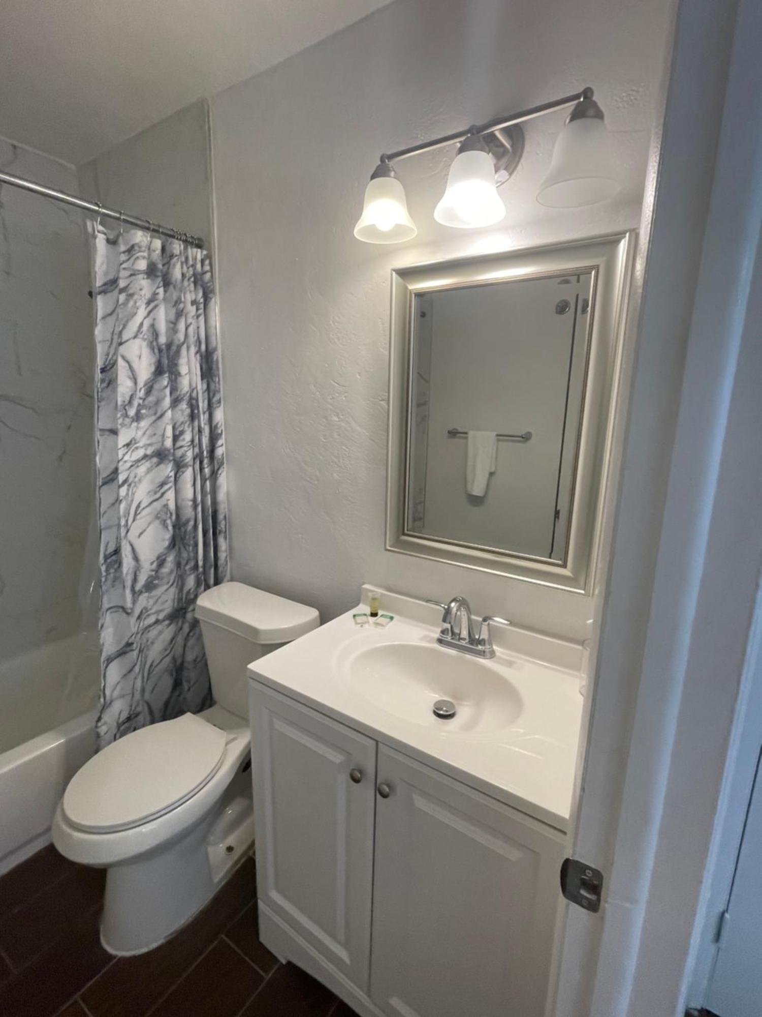 City First Story Apartments & Cottage フォート・ローダーデール エクステリア 写真