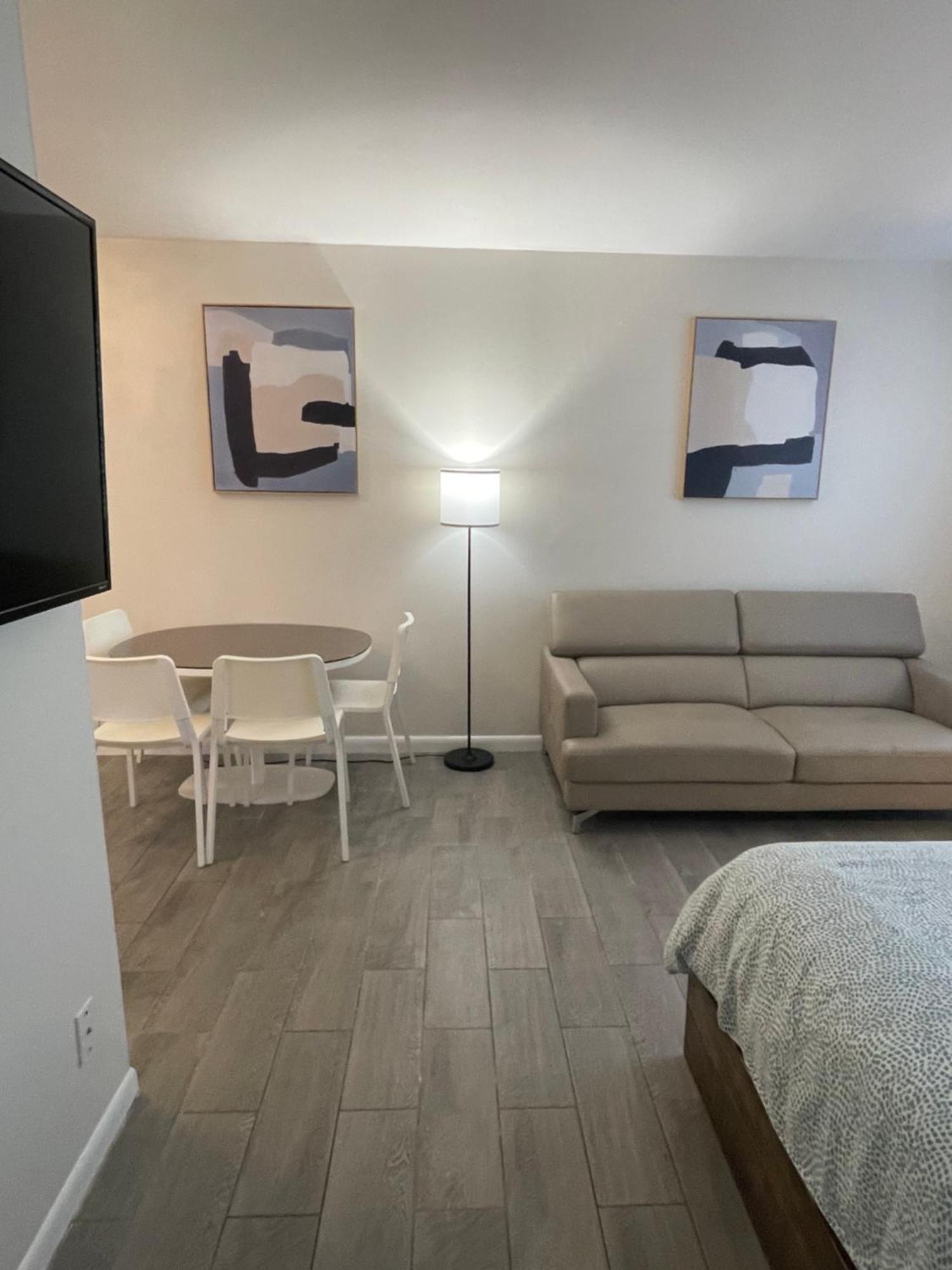 City First Story Apartments & Cottage フォート・ローダーデール エクステリア 写真